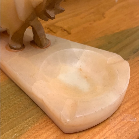 Elephant Sculpture - Picture 3 of 6